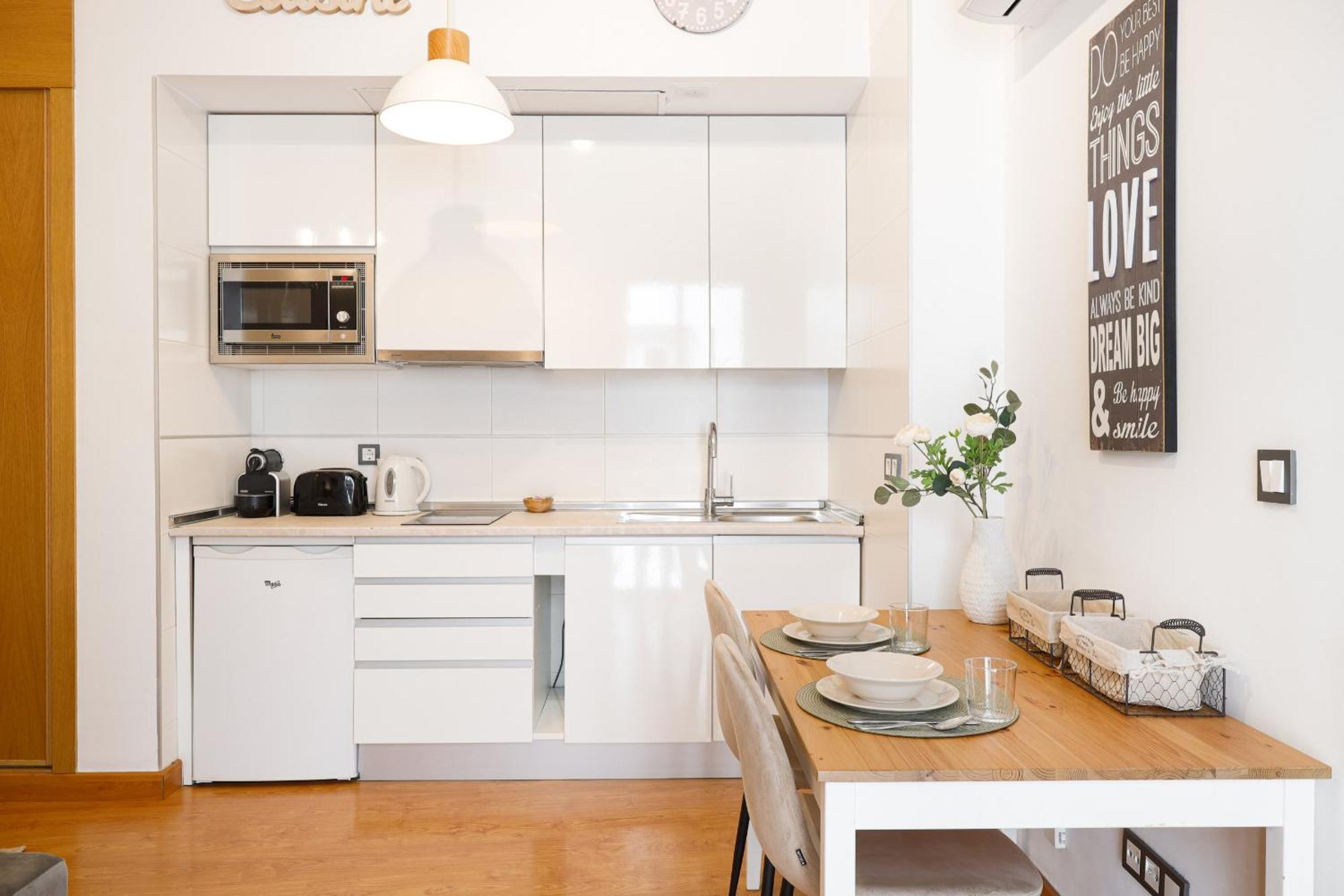 C15 - Charming Modern Studio In The Centre Malaga Exterior photo